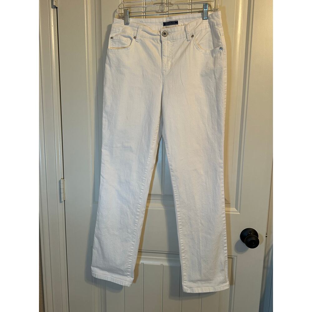 Bandolino white women’s straight leg jeans size 8